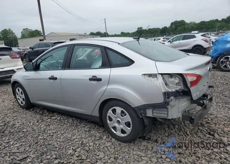 2014 Ford Focus S z USA, uszkodzony, nr VIN 1FADP3E2XEL274407